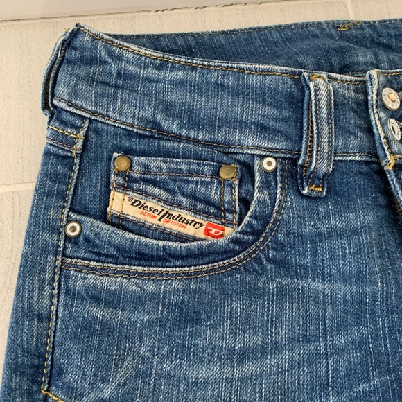 Jeans - Picture 3 of 6